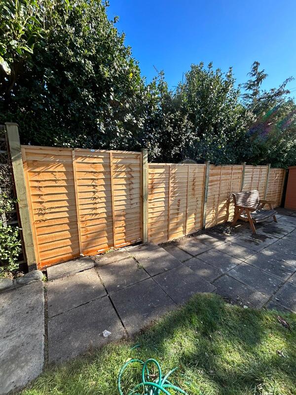 Garden fencing services in Edinburgh by JDS Gardening, click here for a quote