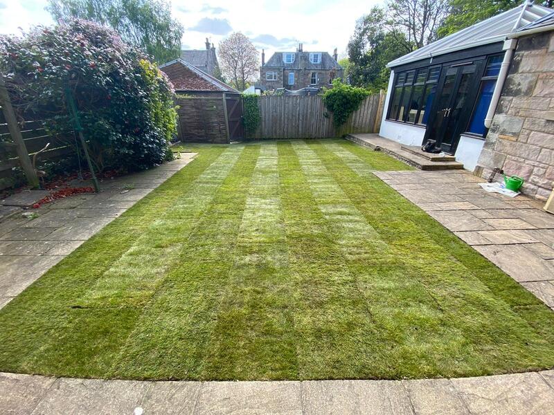 Garden lawn turf installers in Edinburgh, click here for a turf supply and installation quote in the Edinburgh area.
